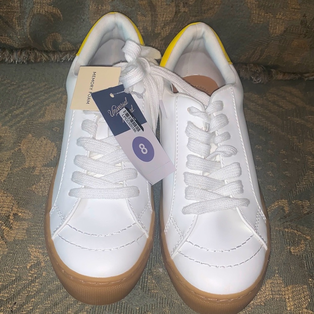 Women's Brittin Sneakers - Universal Thread
